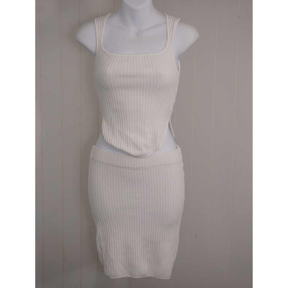 Chyrii XS Two Piece Set White Ribbed Knit Tank Top and Mini Skirt